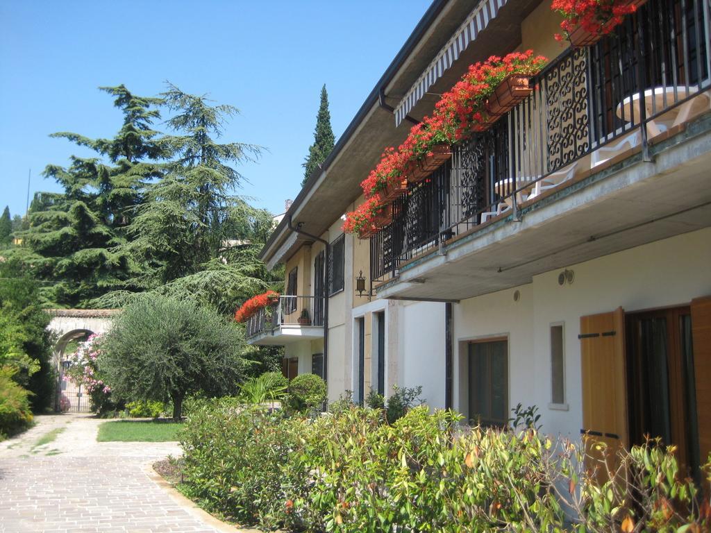 Residenza Fontana Del Ferro Hotel Verona Exterior photo